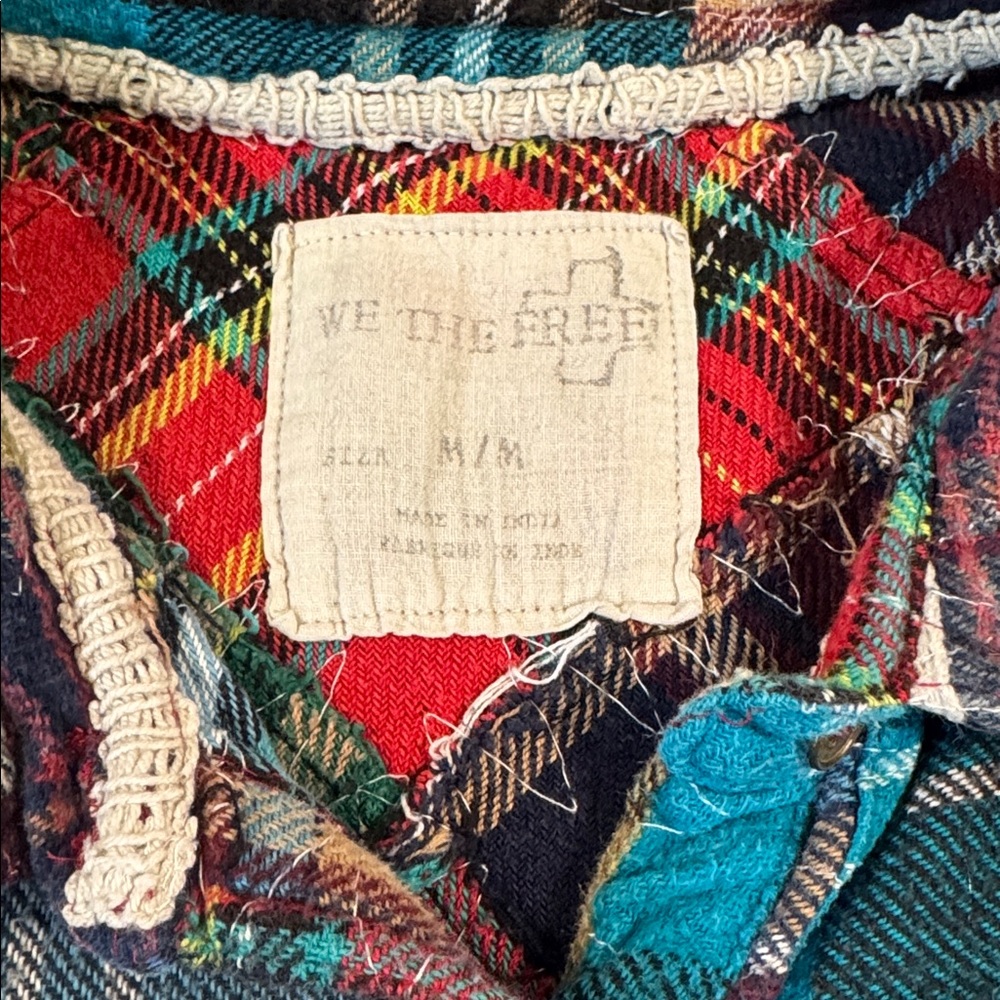 We the Free Lost in Plaid Flannel Shirt Size Med - Picture 4 of 6